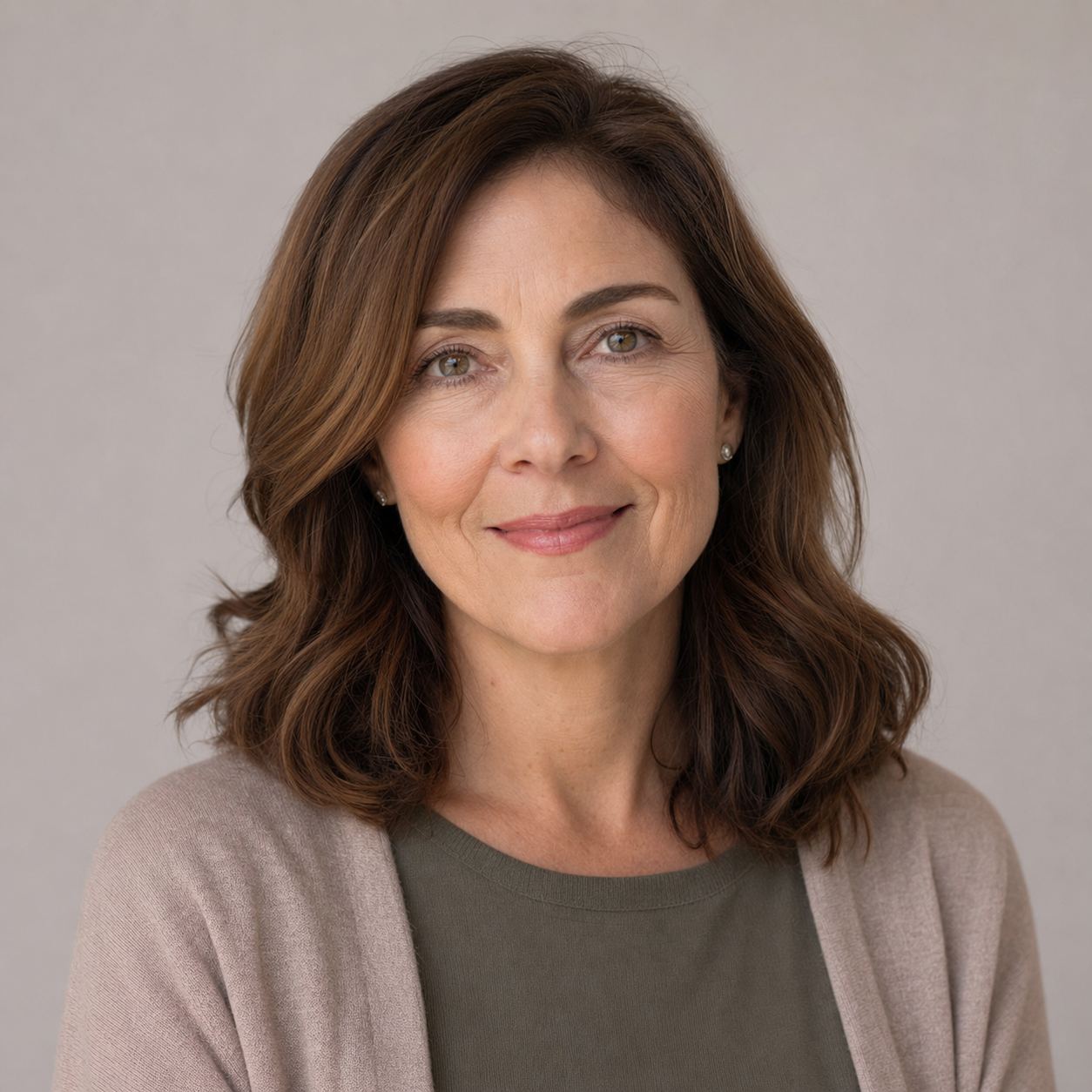 Author Sarah Mitchell